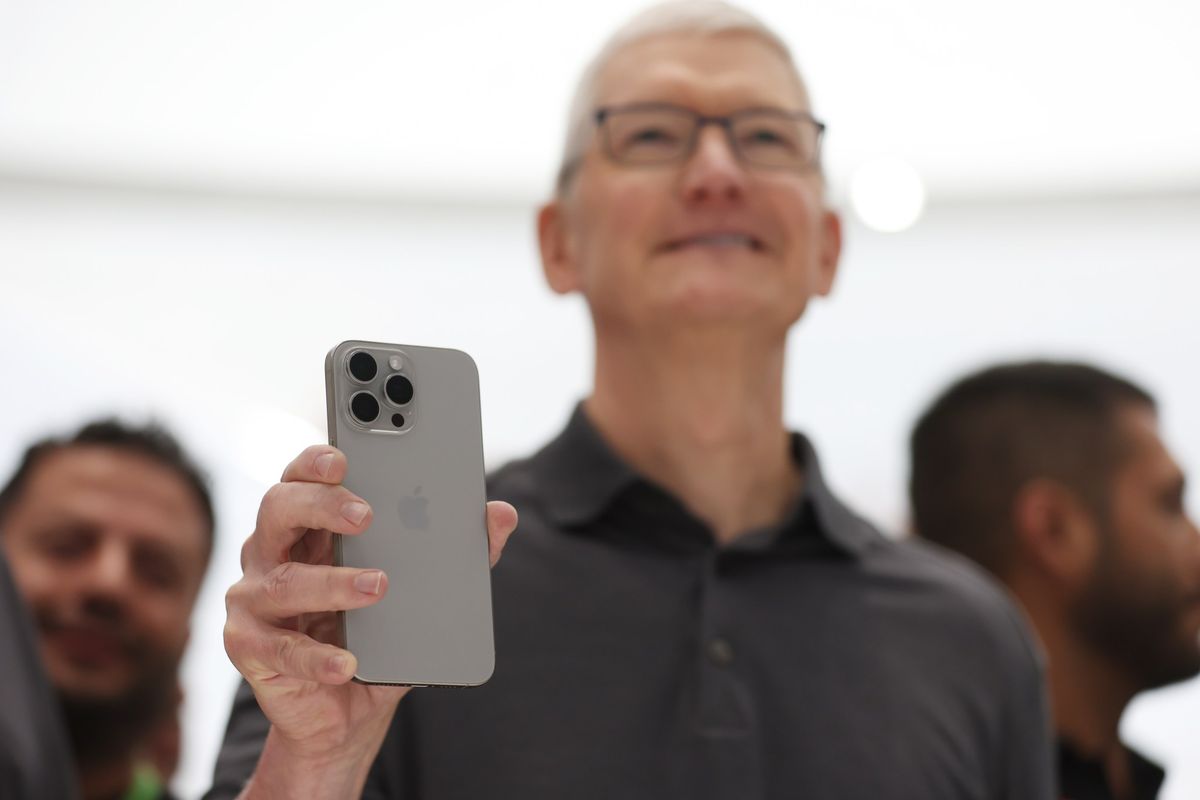 Apple says privacy is a ‘core value.’ Tim Cook shouldn’t compromise it to bridge the gap on AI 1 a0e4fb8b GettyImages 1660560423