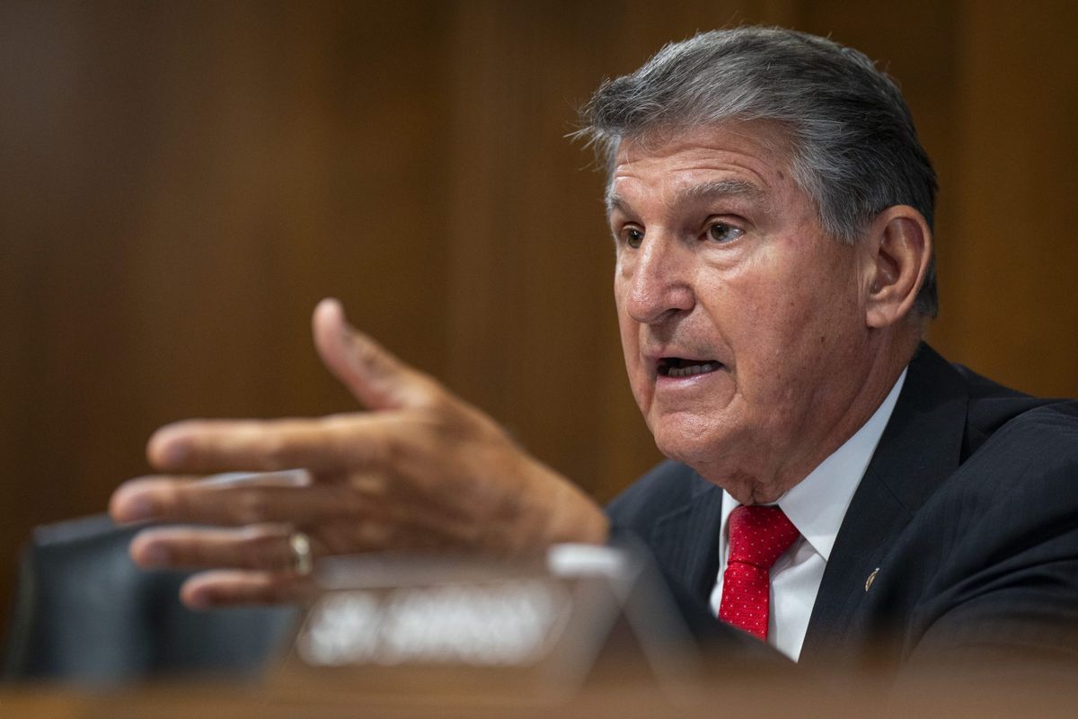 Joe Manchin and mining officials slam EV tax credit rule change, calling it a “blank check” to China 1 a4826e49 GettyImages 1651402531 e1715027846894