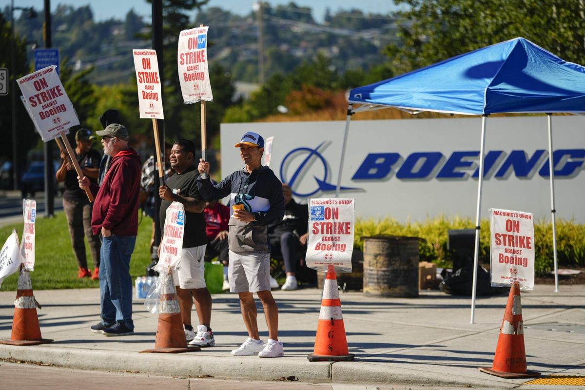 Boeing gives striking workers more time to consider ‘best and final’ contract offer union has already called inadequate 1 ae743716 AP24268829416705 e1727256089269