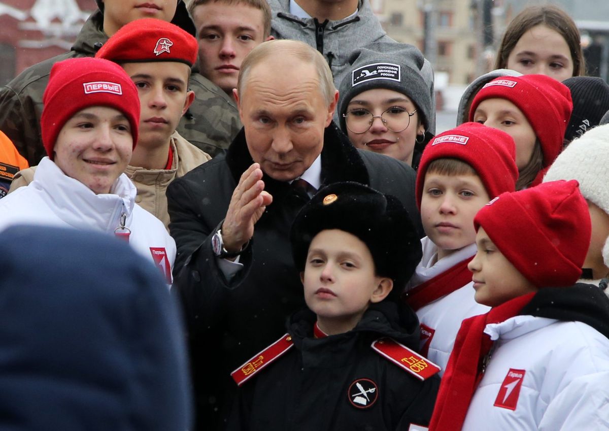 Putin is desperately trying to reverse Russia's population crisis and sees Ukraine as a solution, experts say 1 af19cb51 GettyImages 2182208749 e1734294773738
