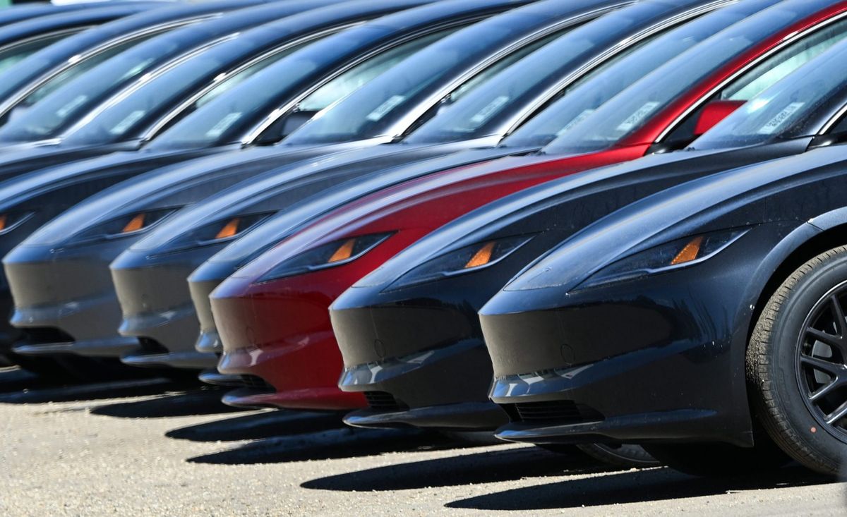 Tesla hikes Canadian prices and pushes its pre-tariff inventory 1 b508cb9b GettyImages 2207657802 e1745698808346