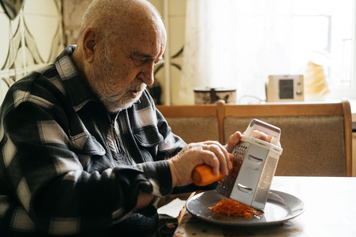 More Americans will die than be born in 2030, CBO predicts—leaving immigrants as the only source of population growth | Fortune 1 bdaa5f68 GettyImages 2223440615 e1767830365900