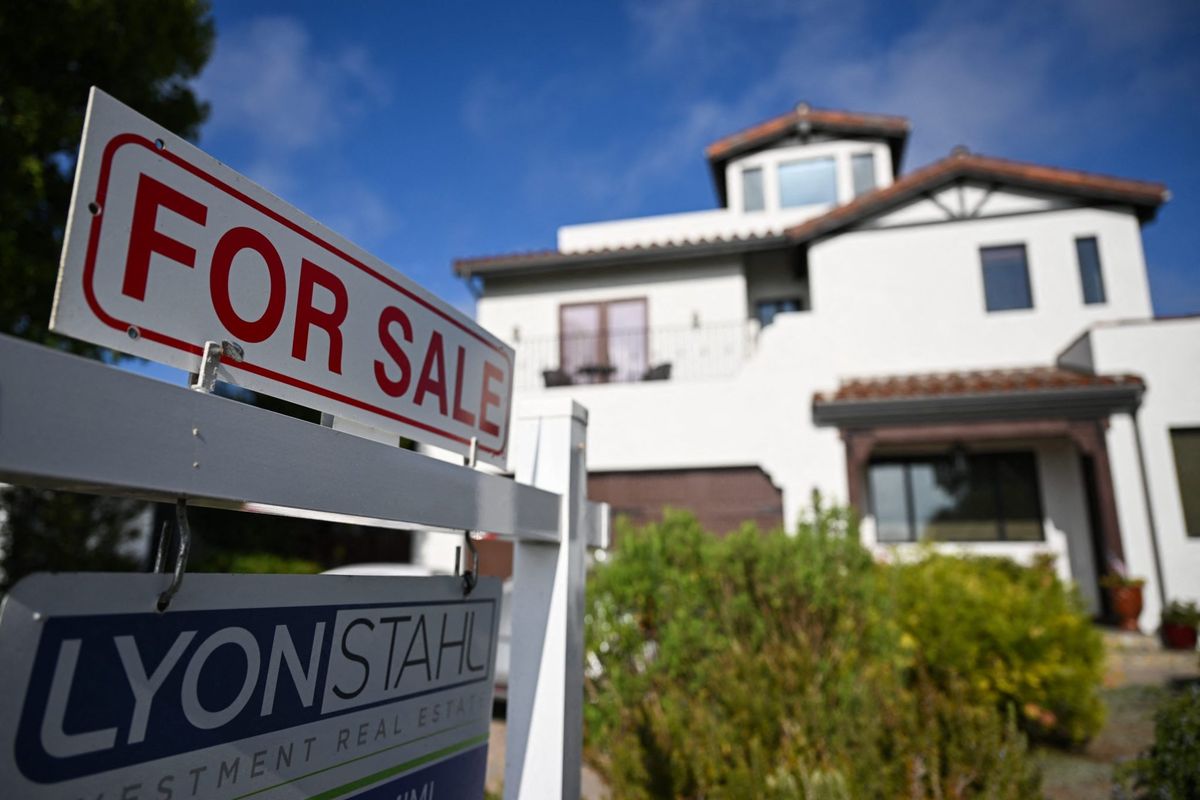 The housing market is no longer a wealth-building engine as home prices continue to slump 1 d684e356 GettyImages 2166343840 e1756590811271
