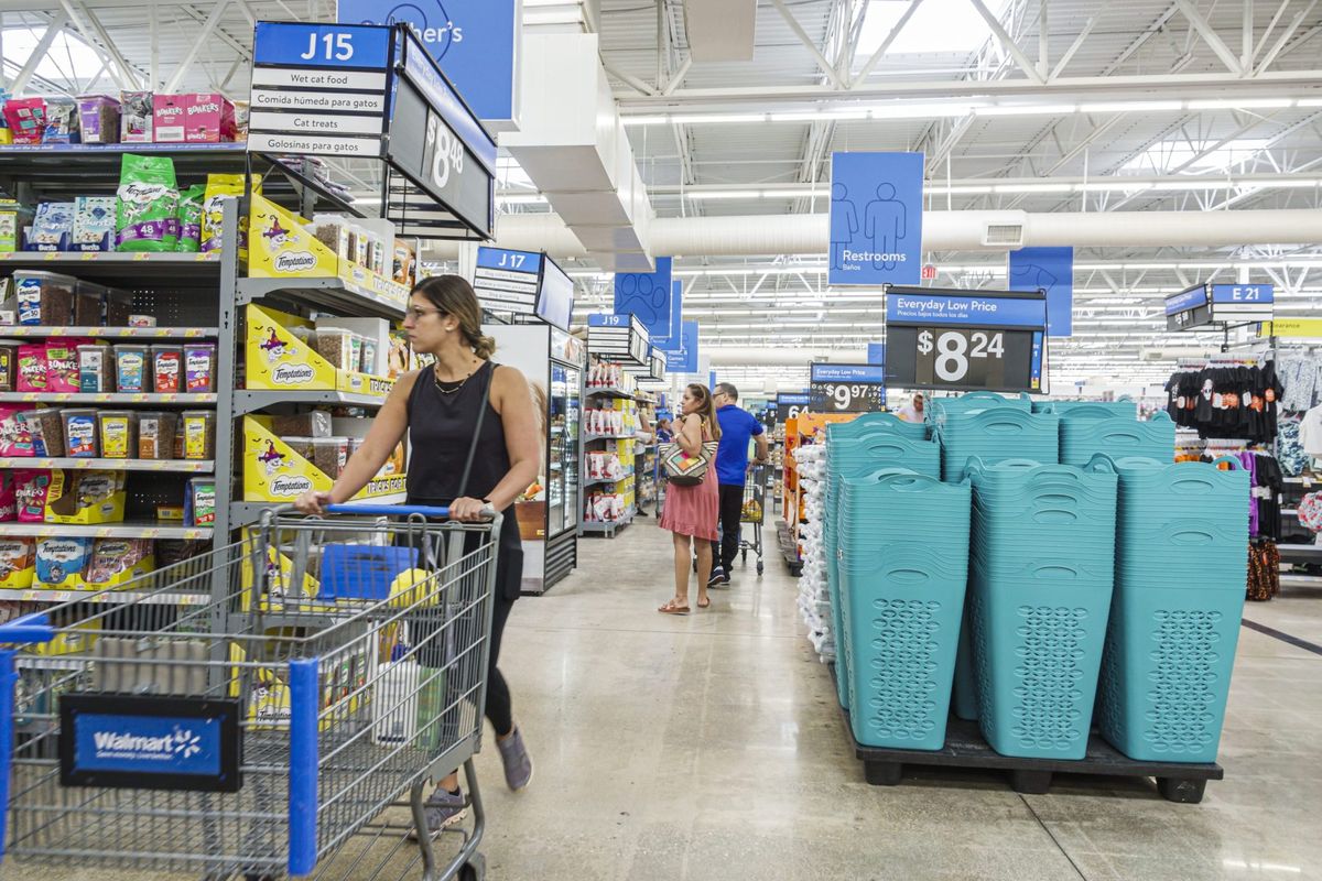 Walmart and Target earnings pull back the curtain on an America struggling with high inflation 1 d81c18bd GettyImages 1840680641 e1716405453515