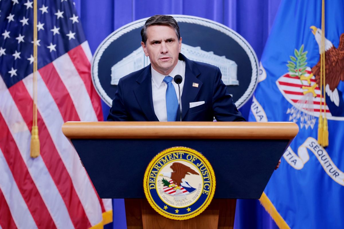 Epstein files lead to resignation of top Slovakian official, while British prime minister calls on former prince to cooperate with U.S. authorities | Fortune 1 dbcec6e8 GettyImages 2259093447 e1769907391117