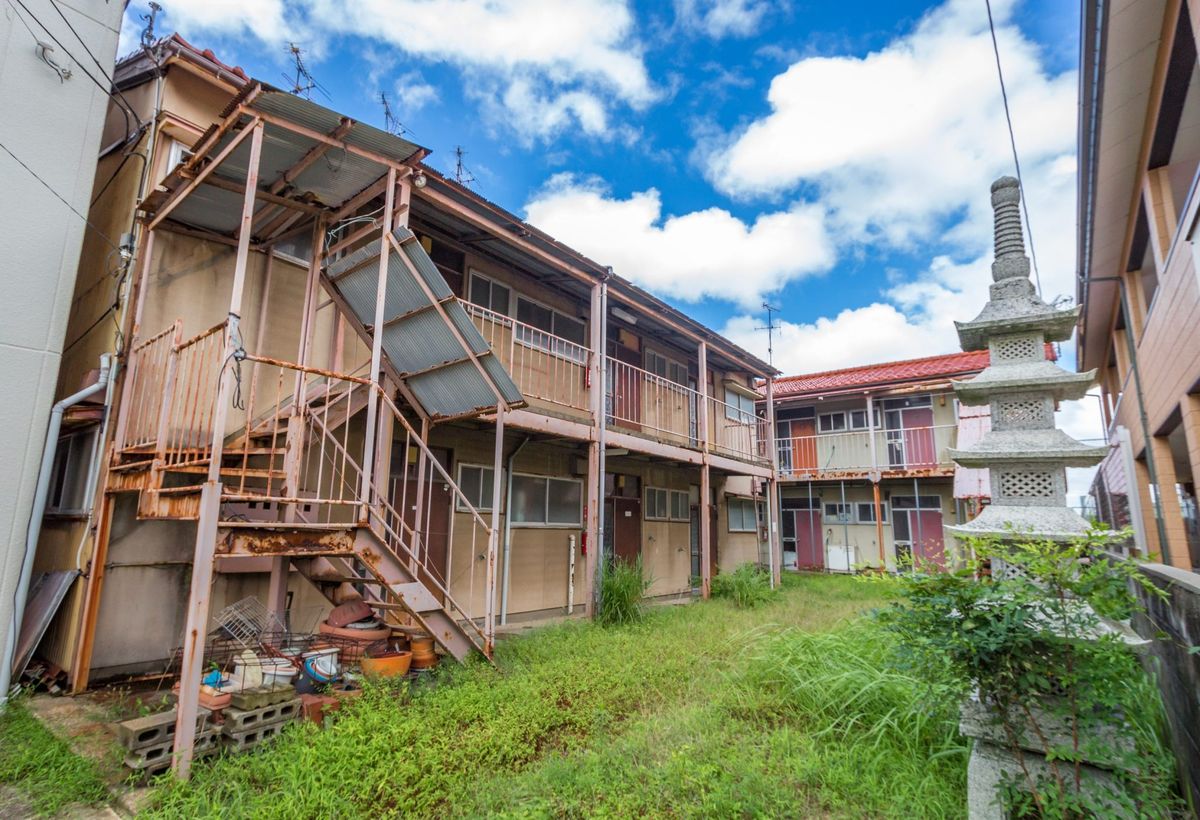 The housing crisis in the U.S. is flipped upside down in Japan, where each home that's occupied could be next to an empty one by 2033 1 ed61461f GettyImages 1027822838 e1715545820375