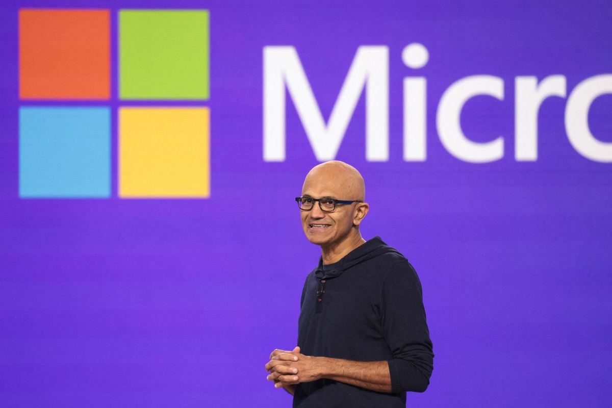 Tariffs are tanking tech stocks, so why is Microsoft escaping the worst of the bloodbath? 1 f5775c3b GettyImages 2153481470 e1743788423193