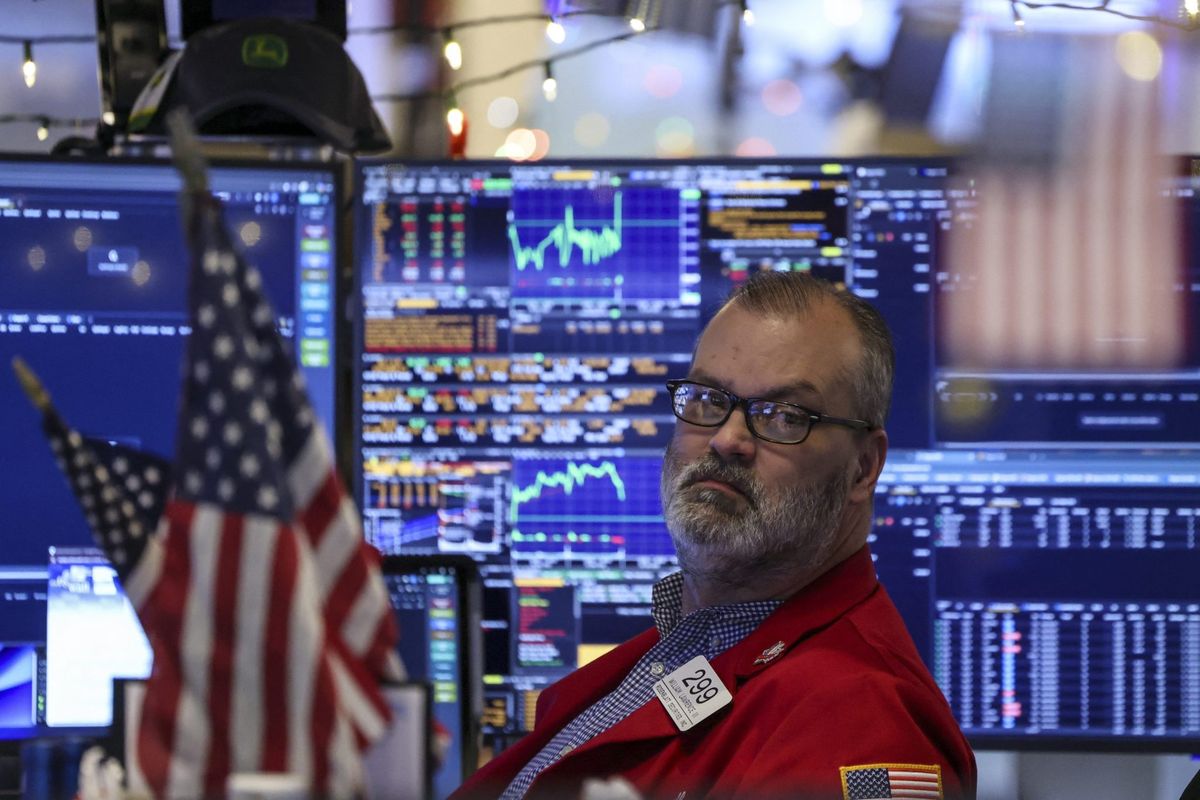 Crude oil prices rise after Maduro ouster as Wall Street braces for a big week that will put the U.S. economy back on Trump's radar | Fortune 1 f8d1280c GettyImages 2253771580 e1767573290597