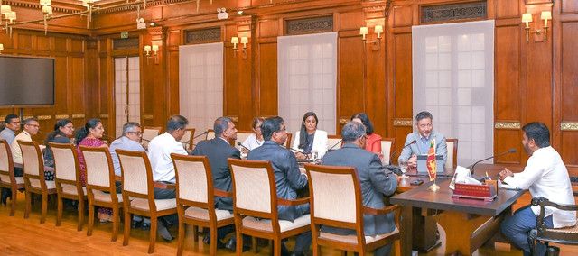 ADB delegation meets President, pledge continued support for Sri Lankas economy 1 83313414-0fa8-404b-a81e-64f60e1f5ff4