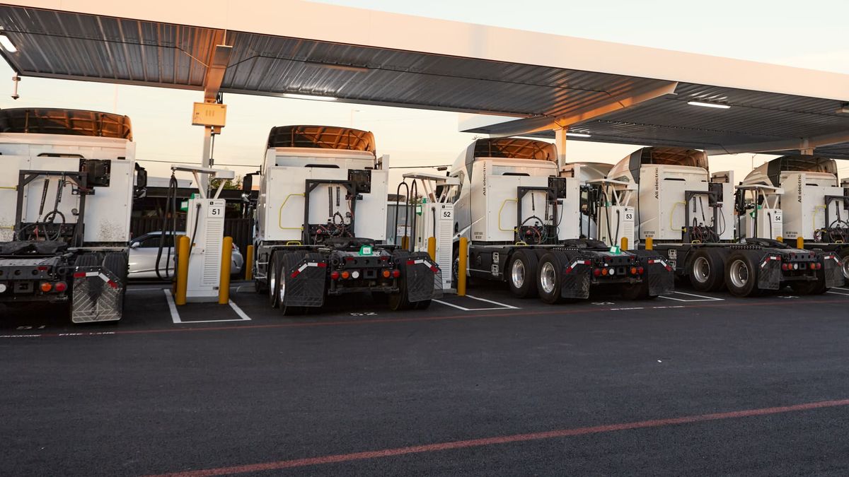 EV charging for the U.S. freight trucking market is starting to scale