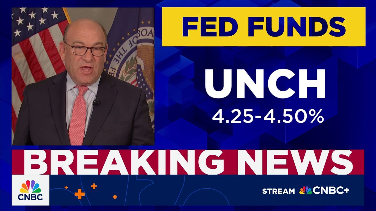 Fed holds rates steady as it notes rising uncertainty and stagflation risk 1 Fed leaves rates unchanged, but risks of higher inflation and unemployment has risen