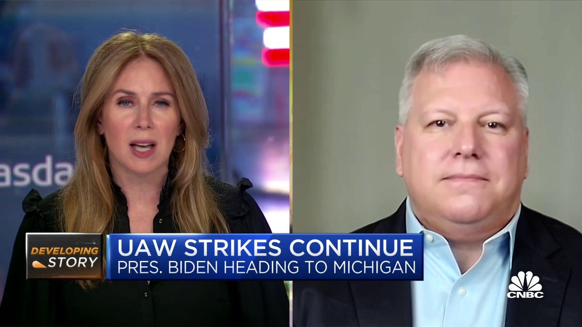 UAW strike: Biden, Trump seek blue-collar votes in swing state Michigan 2 Big 3 leadership never articulated a strategy around which they're bargaining: MAEVA's Harry Wilson