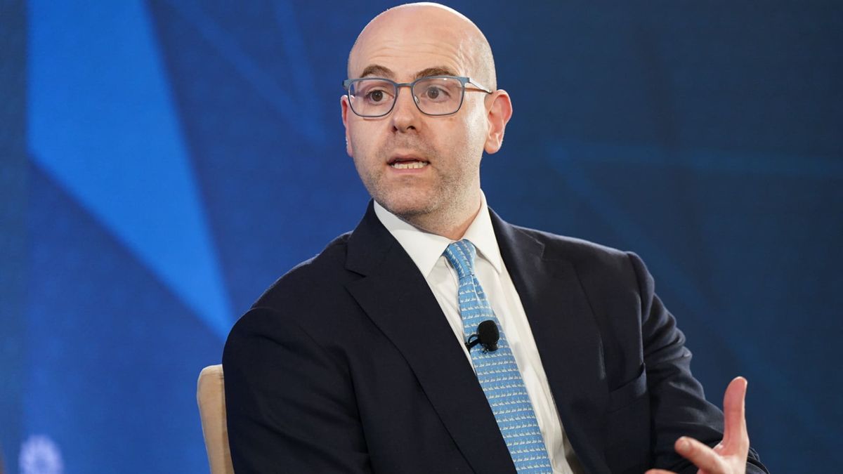 There were two Fed dissenters: Miran wanted a bigger cut and Schmid voted for no easing at all