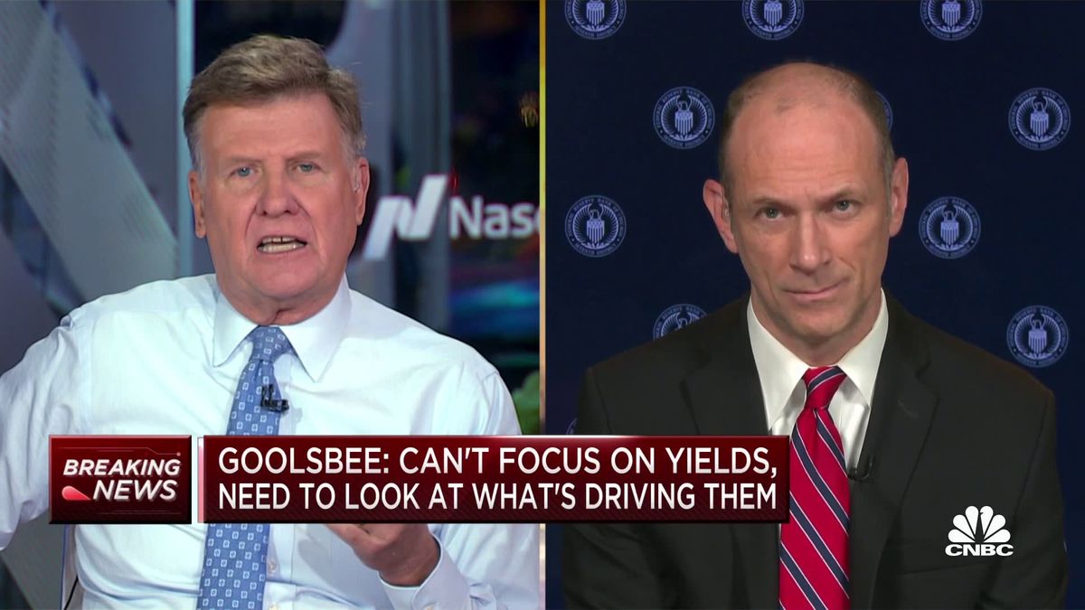 Fed’s Goolsbee says 'golden path' of a huge drop in inflation without a recession is still possible 1 Chicago Fed President: 'Golden path' of bringing inflation down without a recession still possible