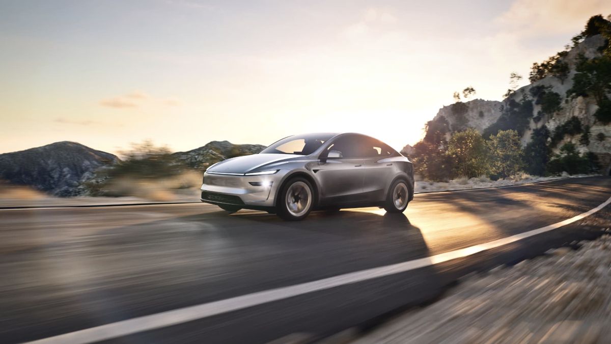 Tesla launches refreshed Model Y in China to fend off domestic rivals Tesla launches refreshed Model Y in China to fend off domestic rivals