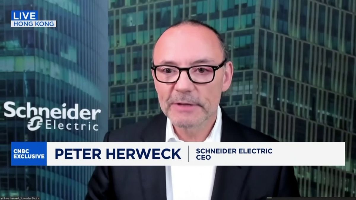AI boom thrusts Europe between power-hungry data centers and environmental goals 1 Schneider Electric CEO: Go from grid to the chip, from chip to the chiller