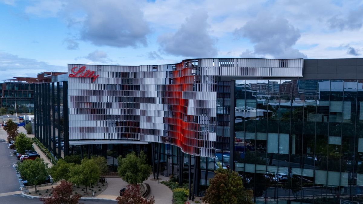 Eli Lilly reaches .75 billion deal with Insilico to bring AI-developed drugs to the global market Eli Lilly reaches .75 billion deal with Insilico to bring AI-developed drugs to the global market