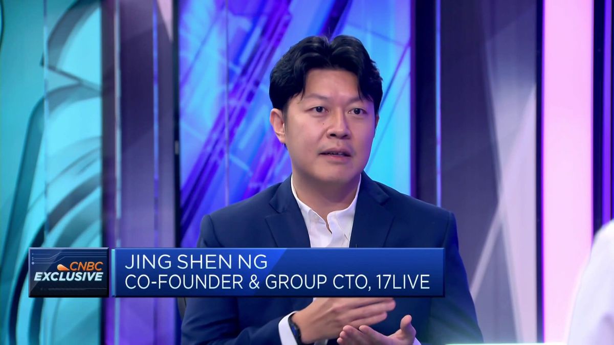 In a first for Singapore, livestreaming app 17LIVE goes public via SPAC merger 1 The number of digital natives in Southeast Asia is 'huge,' says livestreaming platform