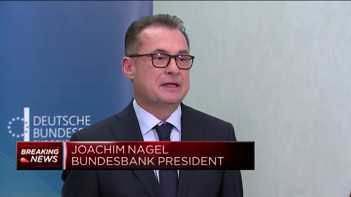 German central bank losses soar, wiping out risk provisions 1 Bundesbank's Nagel: There is strength in the German economy