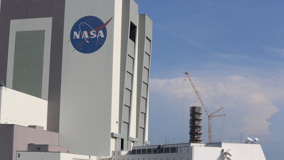 NASA Marshall Space Flight Center director Joseph Pelfrey resigns NASA Marshall Space Flight Center director Joseph Pelfrey resigns