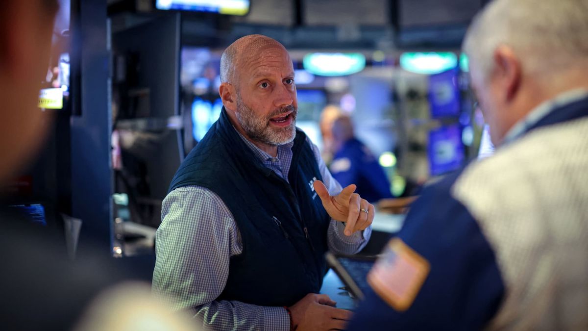 CNBC Daily Open: November hasn’t been kind — or typical — for U.S. stocks