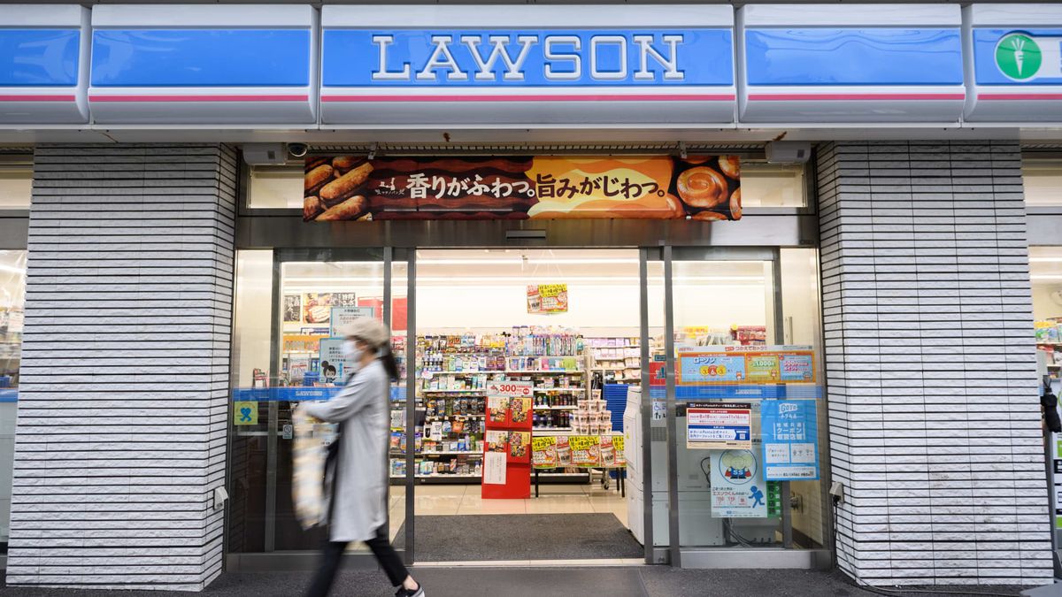Lawson shares surge 18% after Japan’s KDDI launches .4 billion privatization offer Lawson shares surge 18% after Japan’s KDDI launches .4 billion privatization offer