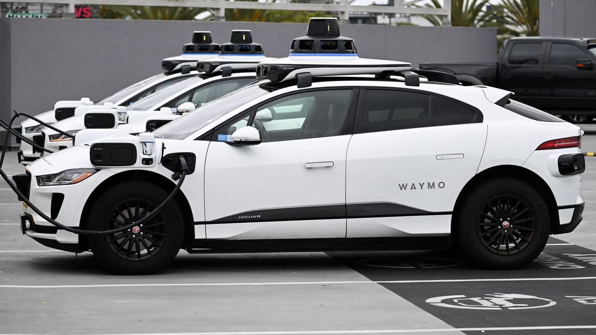 Uber and Waymo to offer driverless ride-hailing trips in Austin and Atlanta Uber and Waymo to offer driverless ride-hailing trips in Austin and Atlanta