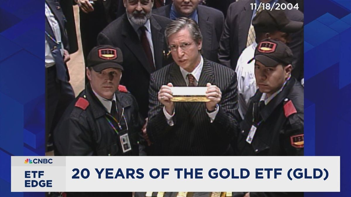 The founder of the biggest gold ETF is still bullish 20 years later 1 20 years of the revolutionary GLD ETF