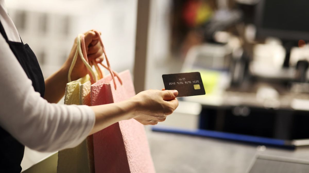 Credit card interest rates are at record highs. Cards have ‘never been this expensive,’ CFPB says