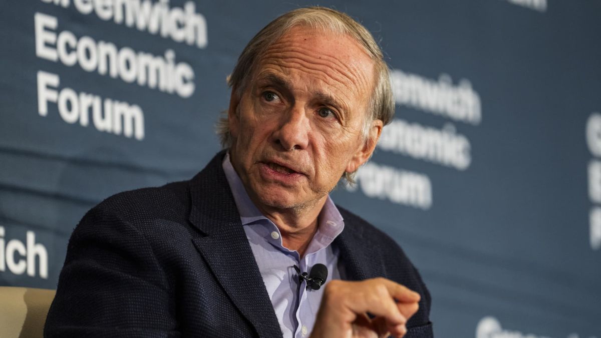 Ray Dalio says to fear the bond market as deficit becomes critical Ray Dalio says to fear the bond market as deficit becomes critical