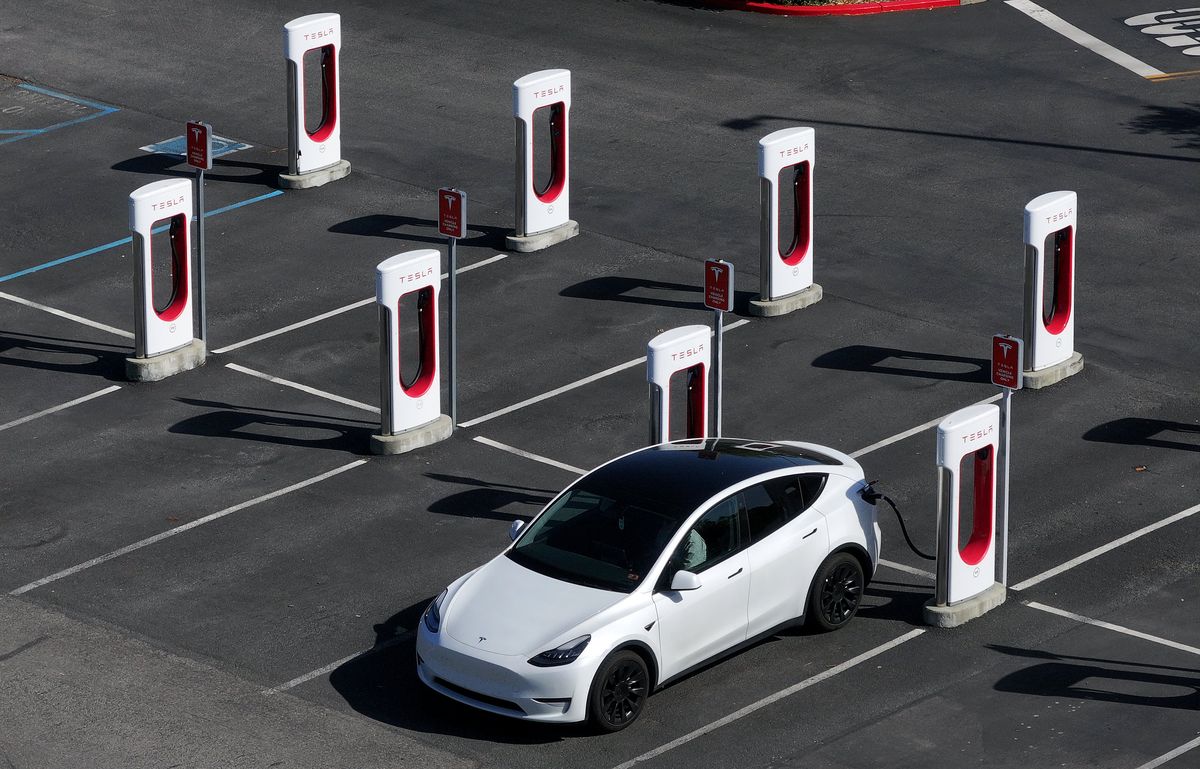 Tesla's Chinese rival Nio launches a new brand and car that undercuts the Model Y by $4,000 1 How Tesla may have just killed its most important product — Superchargers