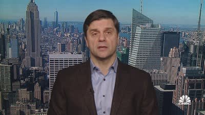 NFL committed to X partnership as Elon Musk's social platform gets heat for hate speech 1 NFL's Brian Rolapp talks league's big push into digital & streaming