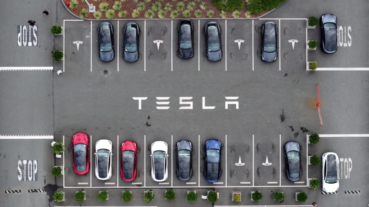 Former Tesla SVP Drew Baglino is selling 1.5 million worth of stock, SEC filing says