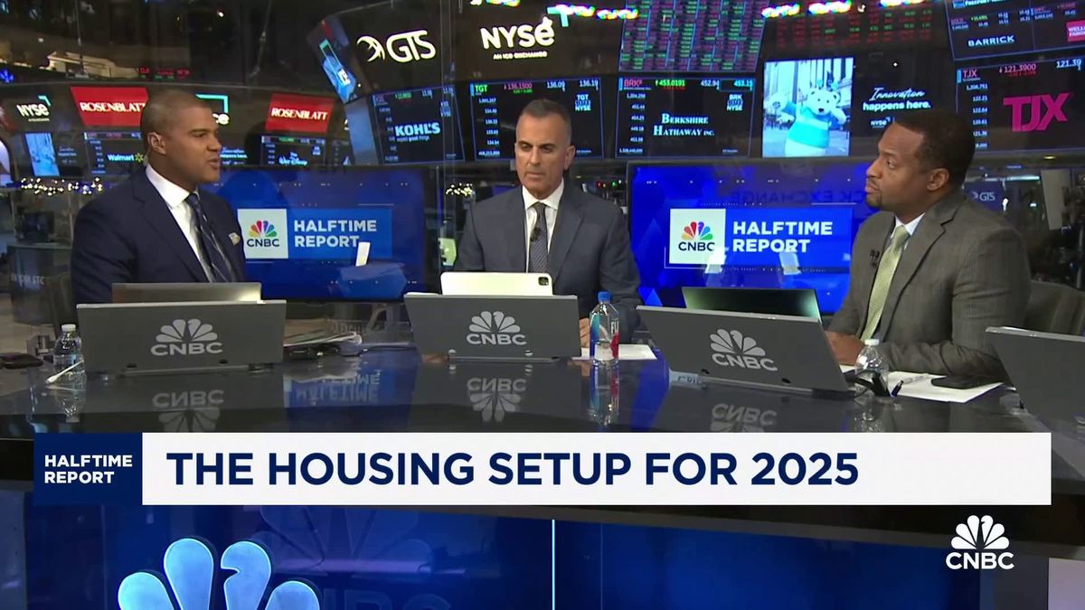 Exchange-traded funds have a 'tax magic' that many mutual funds don't offer 1 Here's what 2025 will bring for the housing market