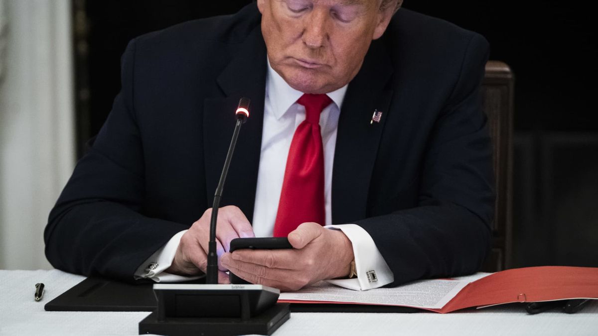 Op-ed: With TikTok ban approved by court, it’s Trump’s move, and donors vs. national security
