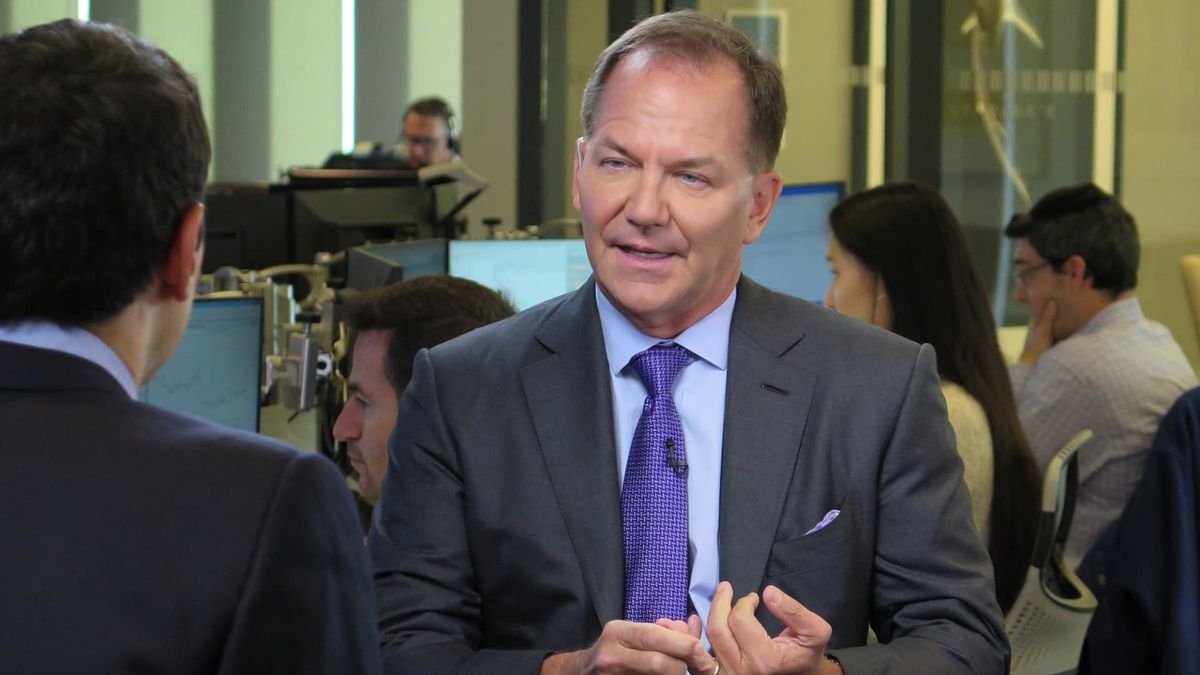 Paul Tudor Jones says stock market will hit new lows even if Trump cuts China tariffs to 50%