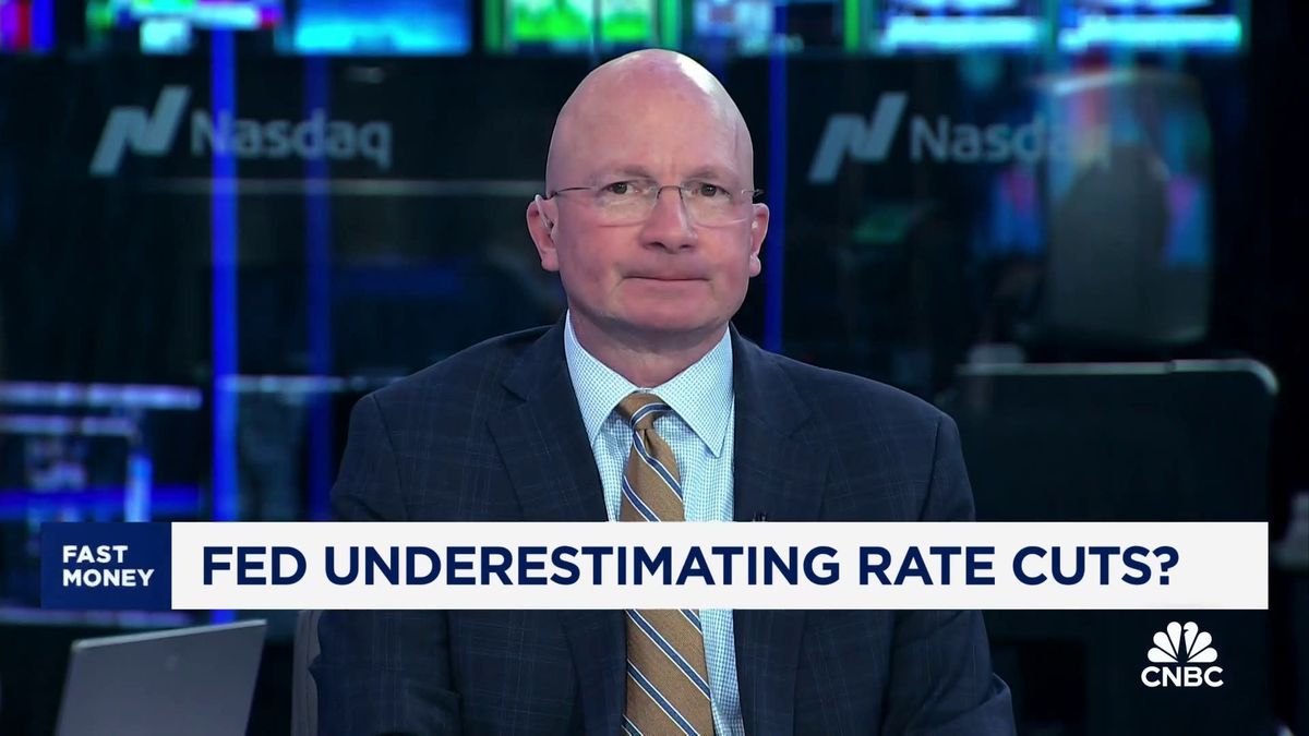 Fed must get 'more aggressive' with rate cuts due to weakening jobs market, Canaccord's chief market strategist says 1 Buy stocks on weakness that typically benefit from rate cuts, Canaccord’s Tony Dwyer suggests