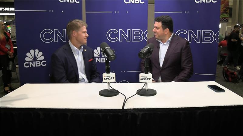 Super Bowl 59 live updates: Chiefs, Eagles, Kendrick and star-studded commercials 8 CNBC Sport: Kansas City Chiefs boss Clark Hunt on private equity and Taylor Swift's impact