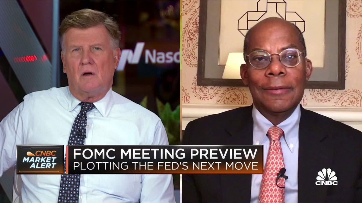 Here's everything the Fed is expected to do Wednesday 1 Roger Ferguson: I think this week's Fed meeting is a pause 'with possibility of one more rate hike'