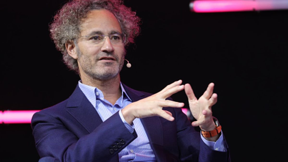 Palantir is still using Anthropic’s Claude as Pentagon blacklist plays out, CEO Karp says