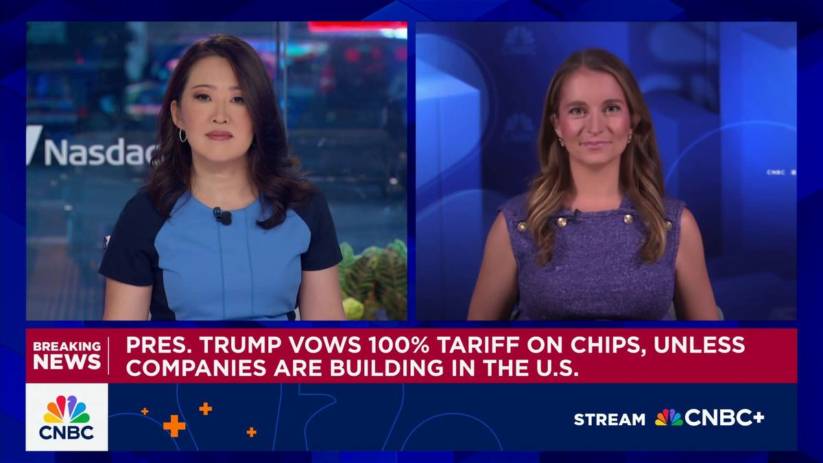 Trump vows 100% tariff on chips, unless companies are building in the U.S. 1 President Trump vows 100% tariff on chips, unless companies are building in the U.S.