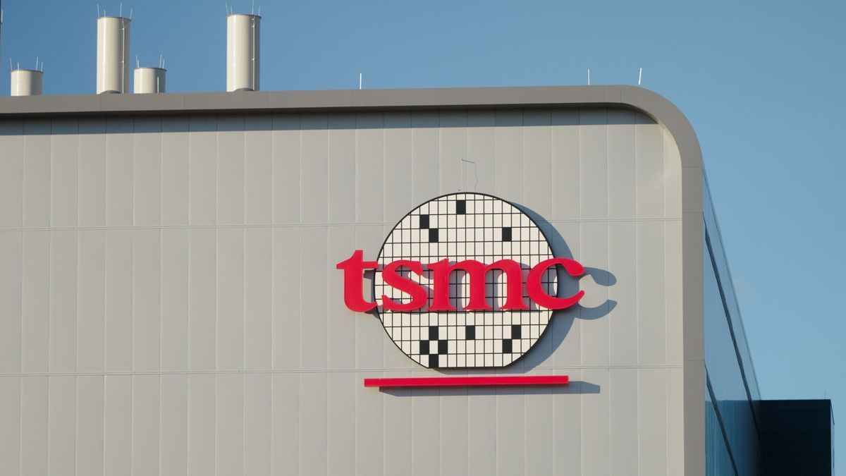 TSMC says first advanced U.S. chip plant ‘dang near back’ on schedule. Here’s an inside look at the Arizona fab