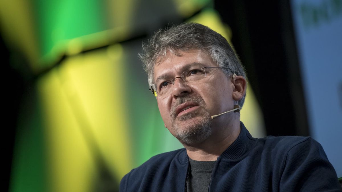 The quiet Apple executive behind Apple’s AI strategy The quiet Apple executive behind Apple’s AI strategy
