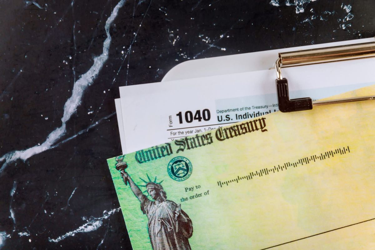 Does the tax on your year-end bonus check seem high? Here's why 1 How tax money is wasted in the U.S.
