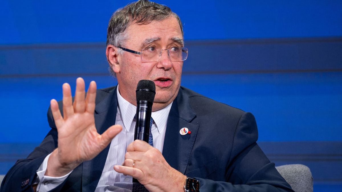 World has ‘never experienced’ soaring refining margins like this, TotalEnergies CEO tells CNBC