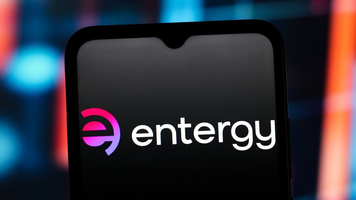 Entergy CEO pushes back on fears that AI data centers will drive up electricity bills