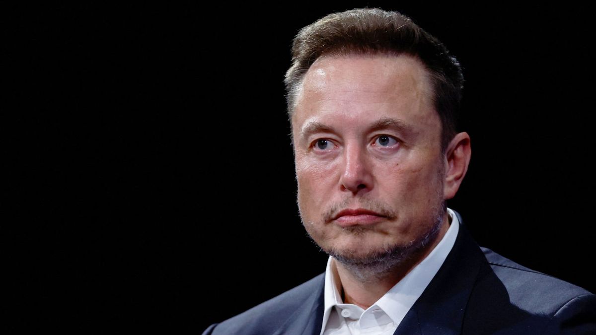 Elon Musk biographer moves to ‘clarify’ details about Ukraine and Starlink after backlash
