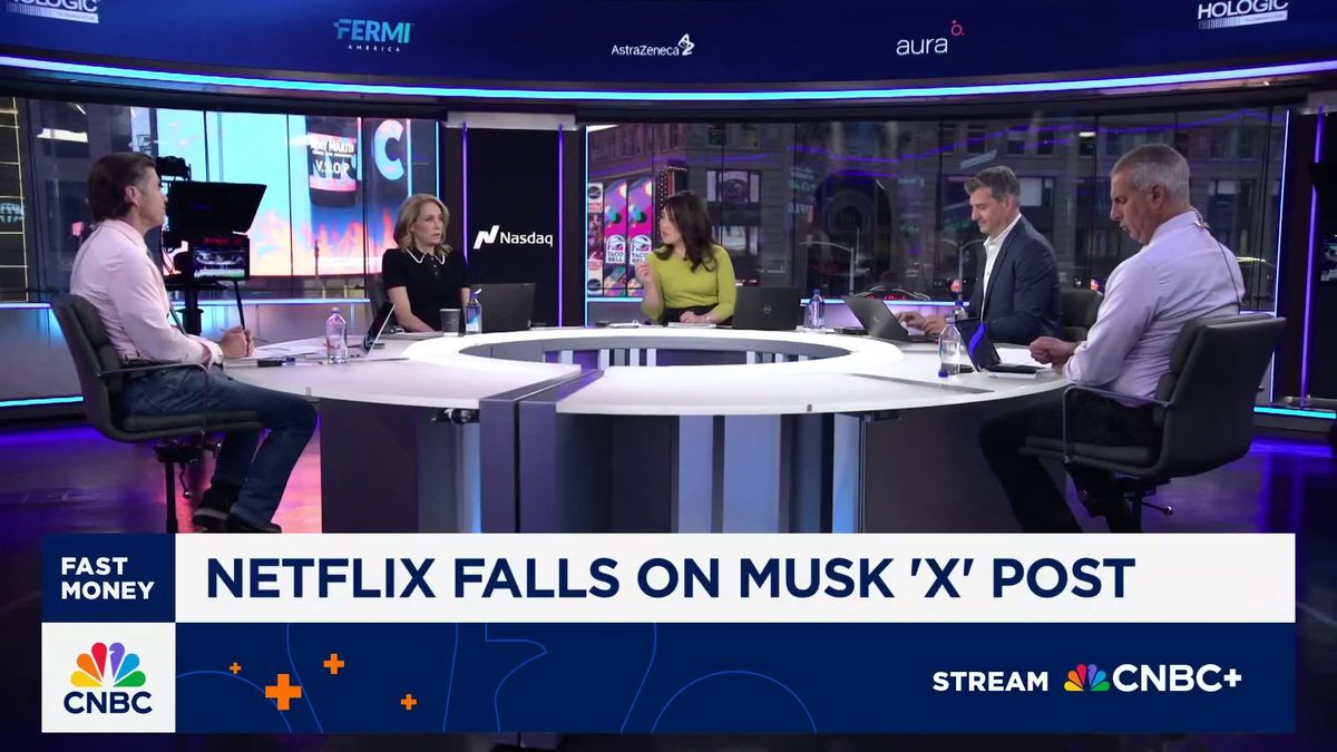 Elon Musk is telling his followers to cancel Netflix subscriptions. Here's what's happening 1 ‘Fast Money’ traders talk Netflix shares dropping after Elon Musk tells people to cancel