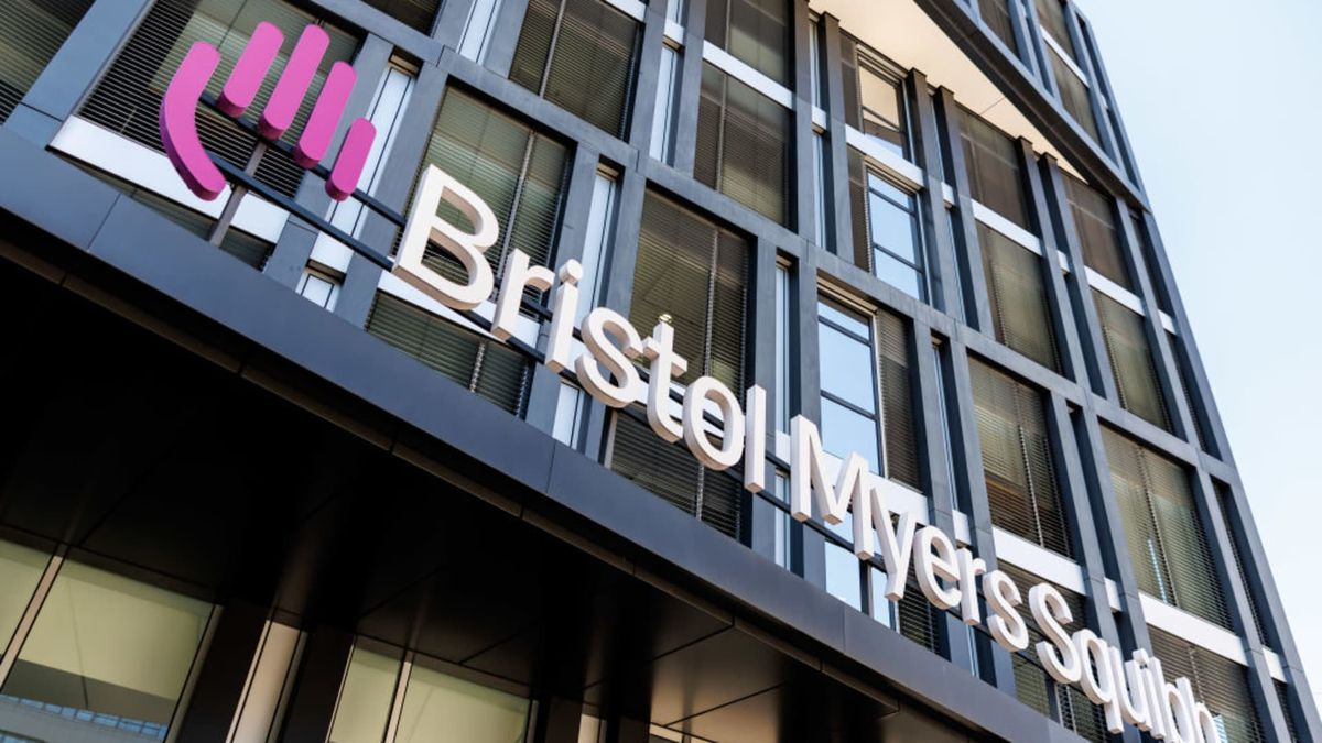 We’re looking to further trim this drug stock and exit this entertainment giant We’re looking to further trim this drug stock and exit this entertainment giant