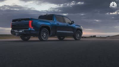 Toyota could introduce electric, plug-in Tacoma and Tundra pickups 1 Toyota unveils new 2022 Tundra